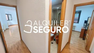 Piso en alquiler en Centro - Imagen 3