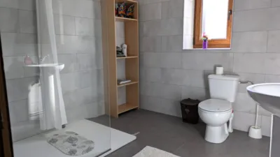 Casa en venta en Calle Bº Villasuso, Número 34, Villasuso de Anievas (Anievas) de 210.000 €