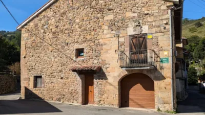 Casa en venta en Calle Bº Villasuso, Número 34, Villasuso de Anievas (Anievas) de 210.000 €