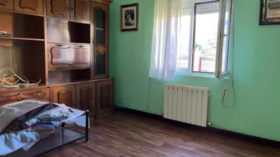 Casa en venta en Calle de Santander, 16, Los Corrales de Buelna de 245.000 €