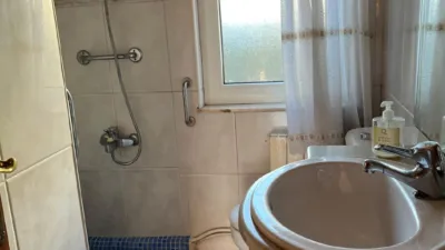 Casa en venta en Calle de Santander, 16, Los Corrales de Buelna de 245.000 €