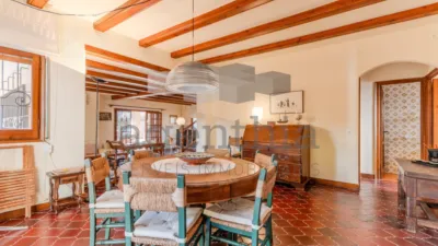 Chalet on Avinguda de la Ciutat, Girona photo 9