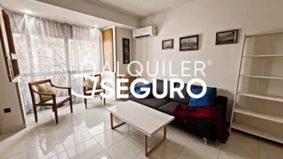 Estudio en alquiler en Tetuan - Imagen 2