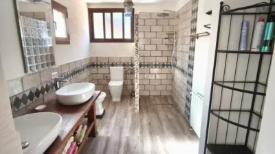 Chalet in photo 25