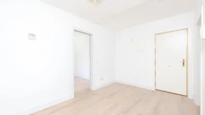 Piso en alquiler en Calle de José Rizal - Imagen 2