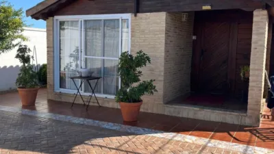 Rustic property in photo 2