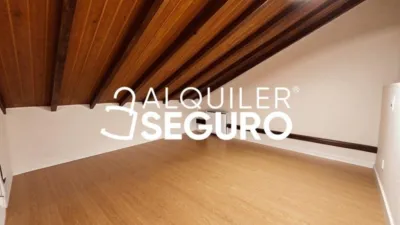 Piso en alquiler en Centro - Imagen 3