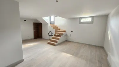 Casa pareada en calle Larache photo 20