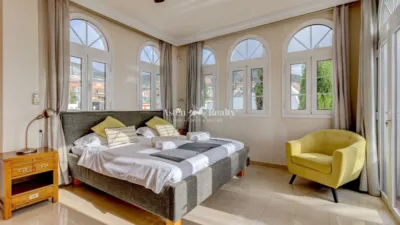 House on Calle de la Sabina, 10 photo 3