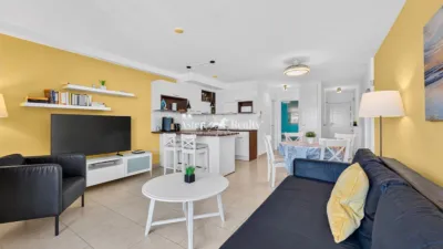 Apartment on Quetzal Street, No. 1 photo 7