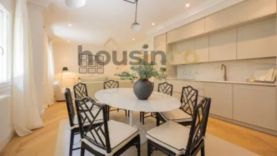 Apartment in Salamanca District photo 12