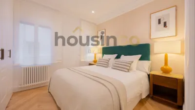Apartment in Salamanca District photo 19