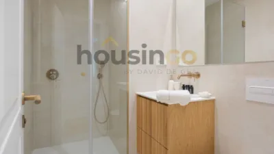Apartment in Salamanca District photo 30