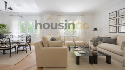 Apartment in Salamanca District photo 2