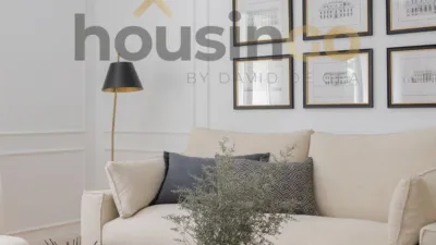 Apartment in Salamanca District photo 6