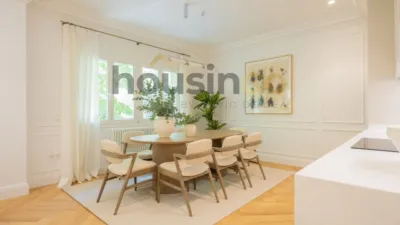 Apartment in Salamanca District photo 10