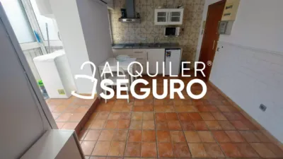 Piso en alquiler en Ciutat Vella - Imagen 3