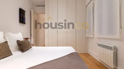 Apartment on Calle de Diego de León photo 20