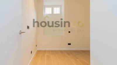Flat on Calle de Diego de León photo 24