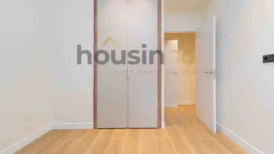 Flat on Calle de Diego de León photo 25