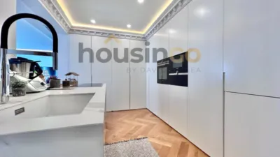 Apartment in Salamanca District photo 11