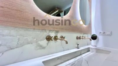 Apartment in Salamanca District photo 15