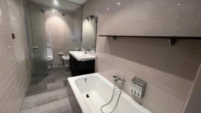 Piso en alquiler en Calle Cl Gran Via Juan Carlos I, Centro (Logroño) de 1.300 €<span>/mes</span>