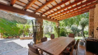 Rustic Finca in Camí de Vall-Llobrega photo 2