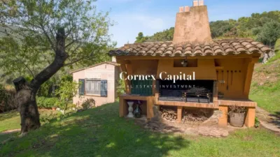 Rustic Finca in Camí de Vall-Llobrega photo 5