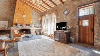 Rustic Finca in Camí de Vall-Llobrega photo 8