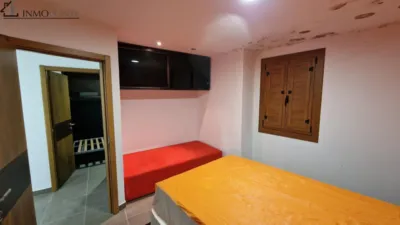 Casa adosada en venta en Zona Monumental, Centro-Echegaray (Pontevedra Capital) de 210.000 €