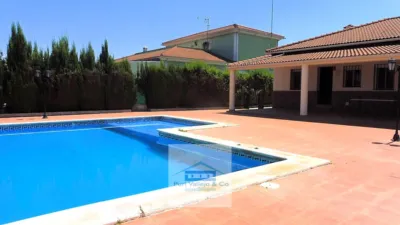 Chalet in La Carlota photo 11