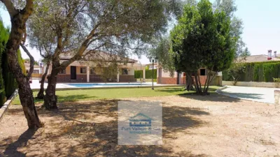Chalet in La Carlota photo 12