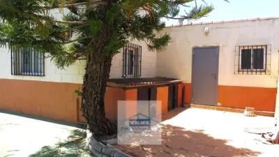Chalet in La Carlota photo 14