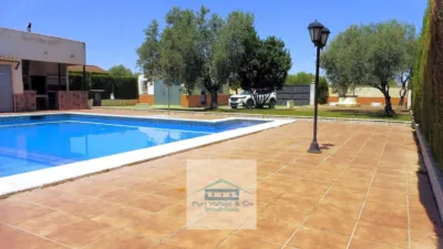 Chalet in La Carlota photo 2