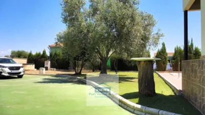 Chalet in La Carlota photo 8