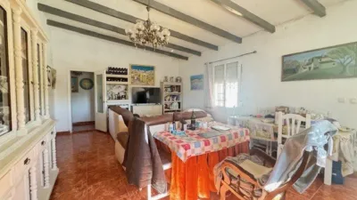 Chalet en Carmona photo 12