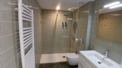 Ático en alquiler en Carrer de Santa Eugènia, cerca de Avinguda de Sant Narcís, Devesa (Girona Capital) de 1.700 €<span>/mes</span>