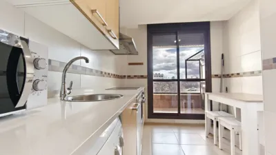 Piso en alquiler en San Adrián-La Cava-El Arco, San Adrián-La Cava-El Arco (Logroño) de 900 €<span>/mes</span>