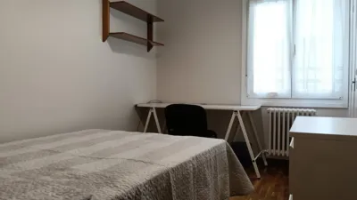 Piso en alquiler en Calle de Isaac Albéniz, Milagrosa - Arrosadia (Pamplona - Iruña) de 1.200 €<span>/mes</span>