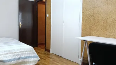 Piso en alquiler en Calle de Isaac Albéniz, Milagrosa - Arrosadia (Pamplona - Iruña) de 1.200 €<span>/mes</span>