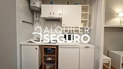 Estudio en alquiler en Centro - Imagen 13