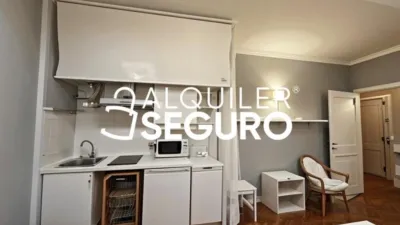 Estudio en alquiler en Centro - Imagen 14