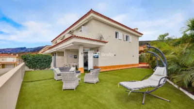 Semi-detached house on Calle Alcalde Pedro Acevedo Bisshopp, No. 20 photo 11