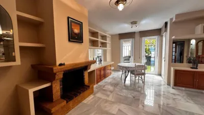 Casa adosada en venta en Aljamar, Aljamar (Tomares) de 540.000 €