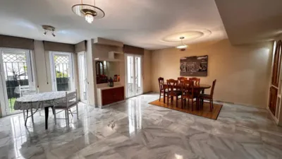 Casa adosada en venta en Aljamar, Aljamar (Tomares) de 540.000 €
