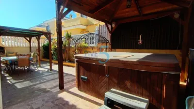 Chalet in Lo Crispin photo 2