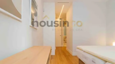 Apartment on Calle del Príncipe de Vergara photo 32