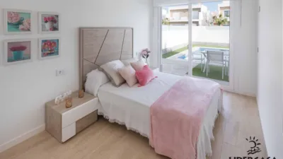 Chalet pareado en venta en los Peñascos-El Salero-Los Imbernones, Los Peñascos-El Salero-Los Imbernones (San Pedro del Pinatar) de 389.000 €