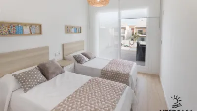Chalet pareado en venta en los Peñascos-El Salero-Los Imbernones, Los Peñascos-El Salero-Los Imbernones (San Pedro del Pinatar) de 389.000 €